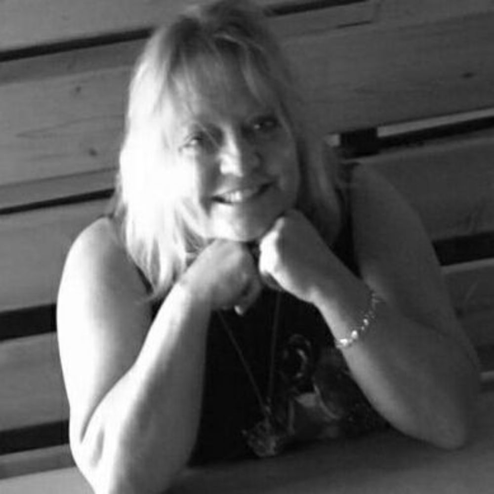 Meet your Posher, Leah